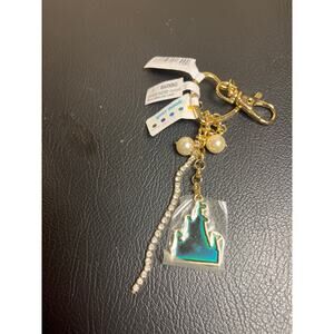 Disney Castle keychain - NWT